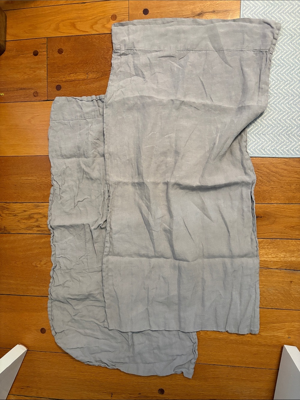 Parachute 2 Linen King Pillowcases